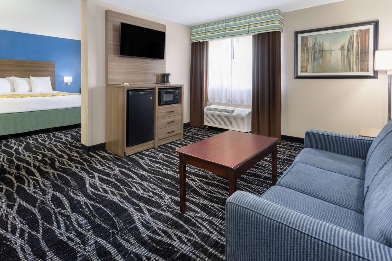 Baymont By Wyndham Saraland Exterior foto