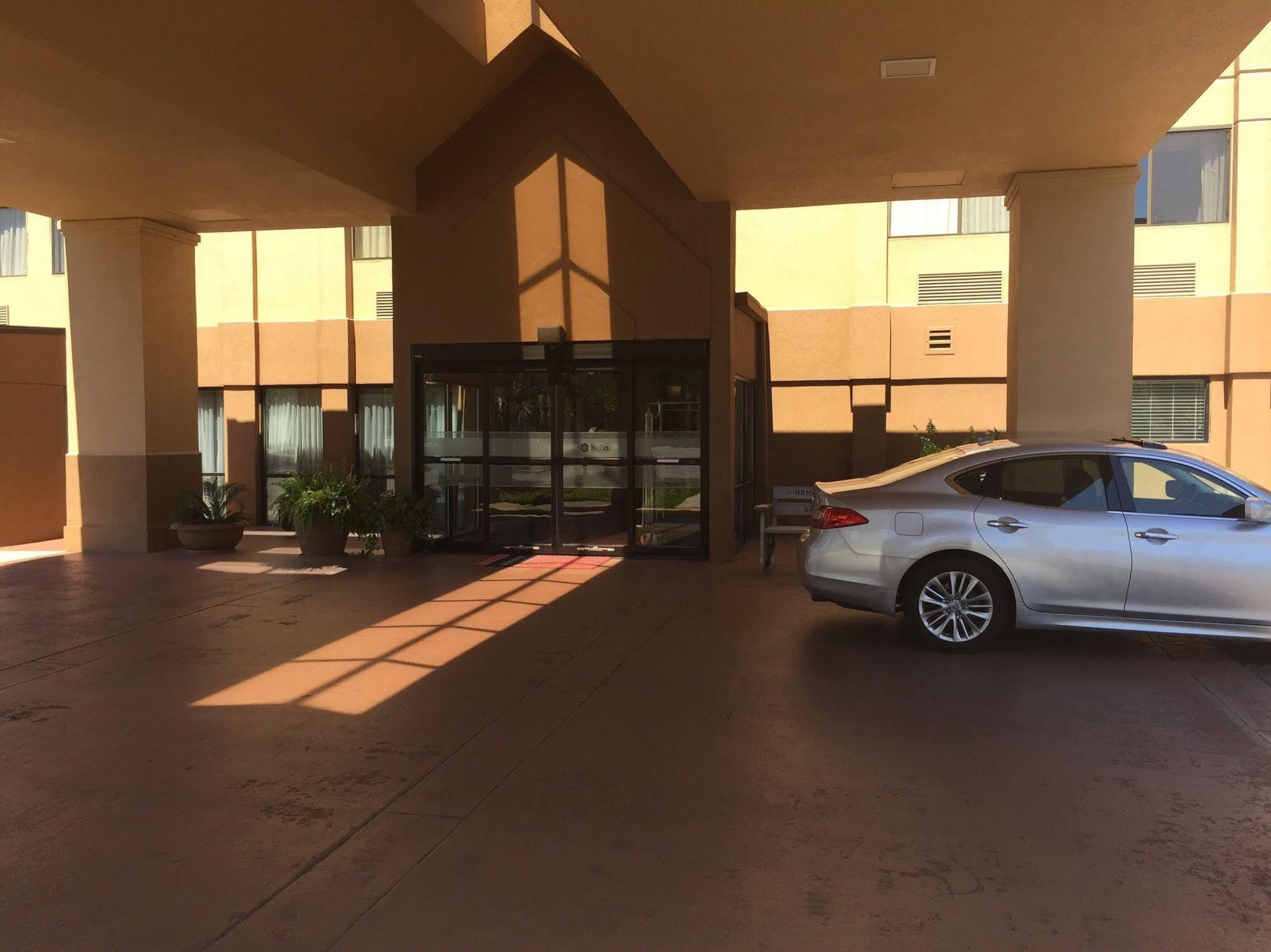 Baymont By Wyndham Saraland Exterior foto